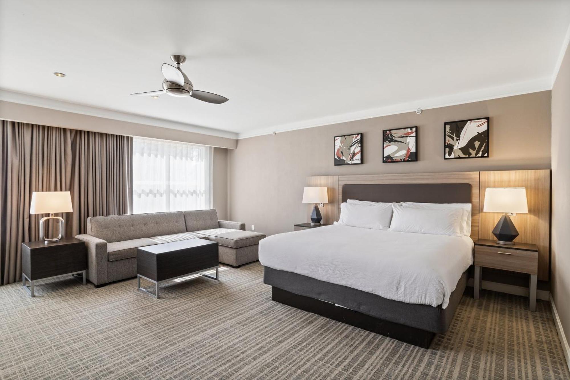 Holiday Inn Baton Rouge College Drive I-10 By Ihg Exterior foto