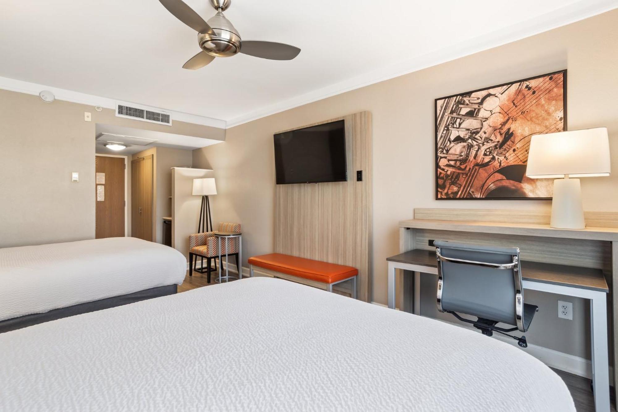 Holiday Inn Baton Rouge College Drive I-10 By Ihg Exterior foto